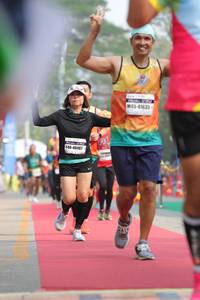 BIB: 41635, 40487
                            <button type="button" onclick="openModal(8154936)" class="btn btn-primary btn-sm float-right btn-popup" data-toggle="modal" data-target=".modal-high-quality">
                        <i class="fas fa-shopping-cart"></i> Add to Cart
                    </button>
                                            <button type="button" onclick="isThisMe(8154936, true)" class="btn btn-success btn-sm float-right btn-popup btn-isme hidden" data-toggle="tooltip" data-placement="bottom" title="นี่คือรูปของคุณใช่ไหม คลิกที่นี่เพื่อเอาเข้าอัลบั้ม">
                        <i class="fas fa-plus"></i> Add to album
                    </button>
                    <button type="button" onclick="isThisMe(8154936, false)" class="btn btn-warning btn-sm float-right btn-popup btn-isnotme hidden">
                        <i class="fas fa-ban"></i> Remove from album
                    </button>